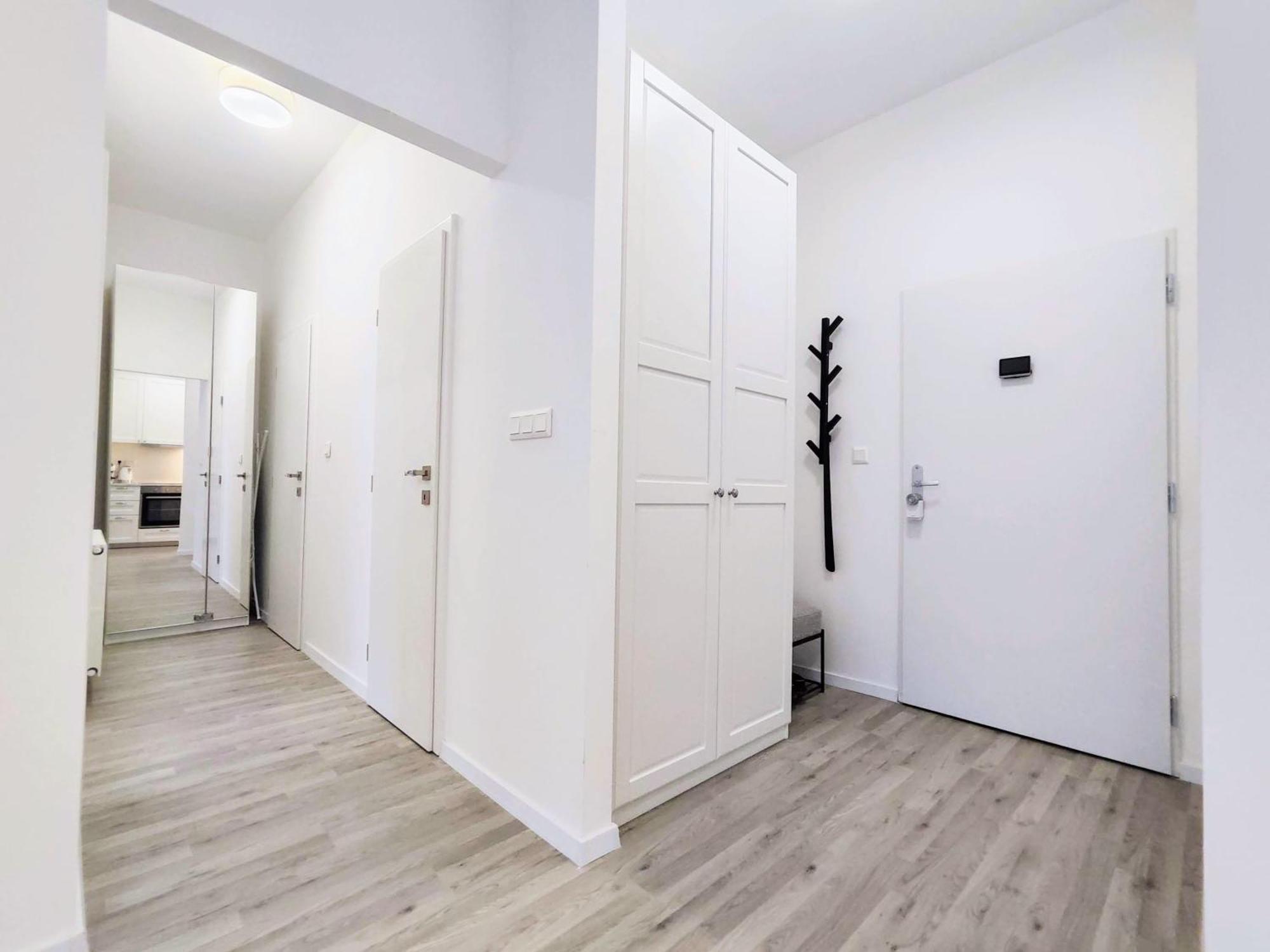 Appartamento Wings - Brand New - Presidential Garden - Free Parking Bratislava Esterno foto